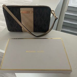 Michael Kors Crossbody Bag